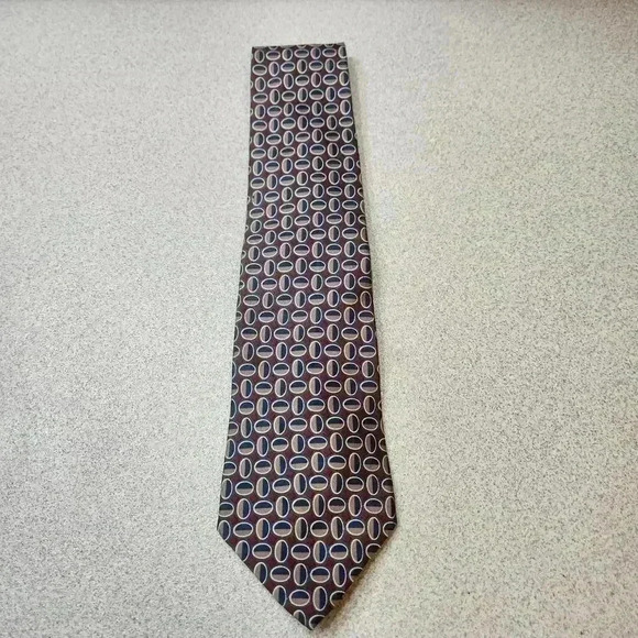 HALSTON Stylish Patterned 100% Silk Neck Tie Made in the USA preppy - Picture 2 of 7
